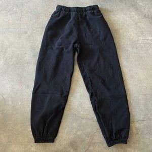 Aritzia TNA cozy mega sweatpants.